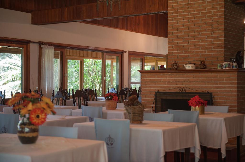 Hotel Vila Regina Campos do Jordão エクステリア 写真