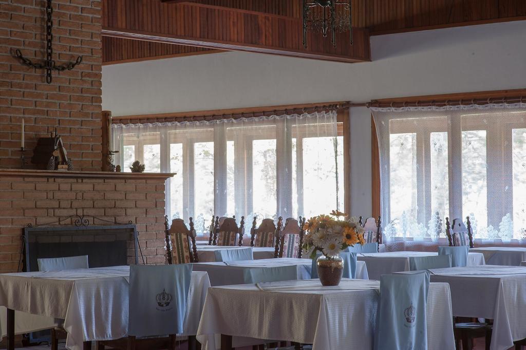 Hotel Vila Regina Campos do Jordão エクステリア 写真