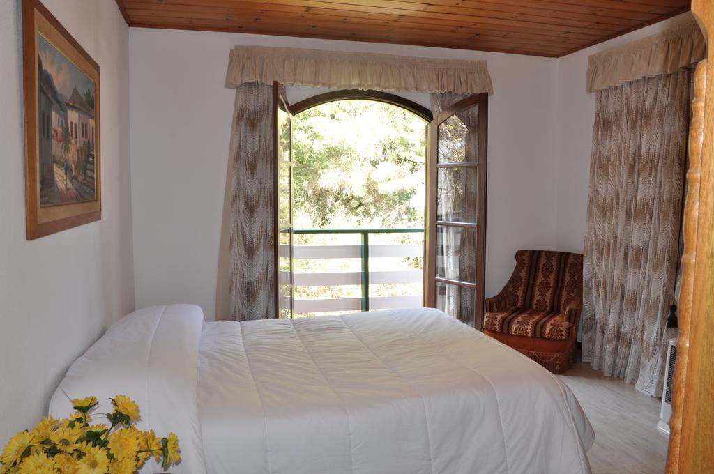 Hotel Vila Regina Campos do Jordão エクステリア 写真