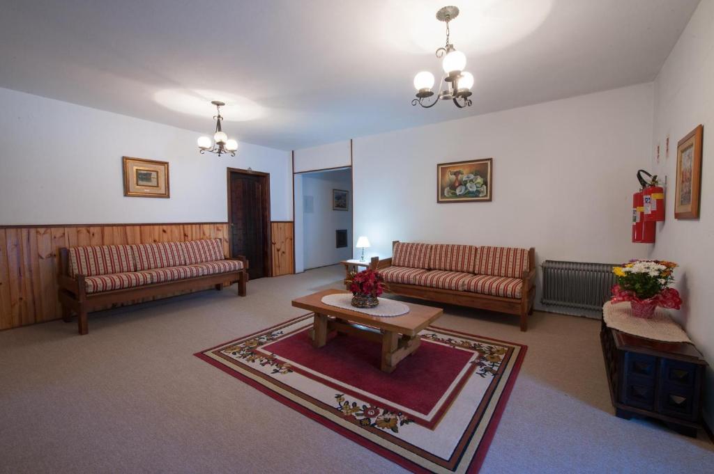 Hotel Vila Regina Campos do Jordão エクステリア 写真